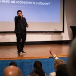 Educația cu click: între Silicon Valley, Bruxelles și București