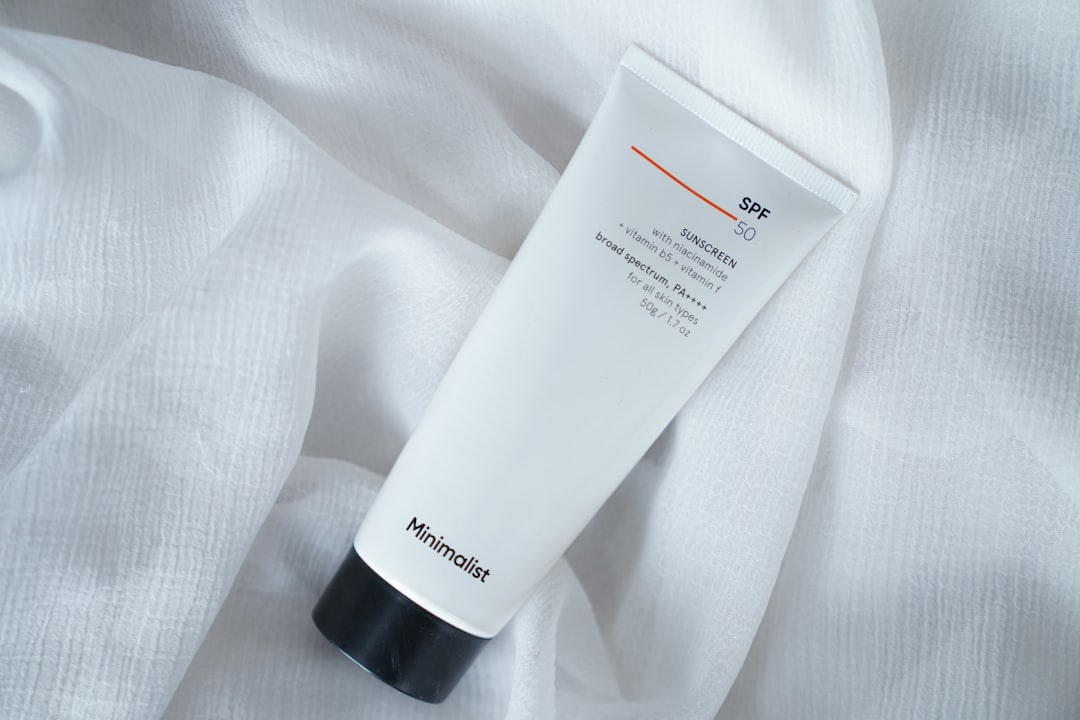 Cum să alegi tratamentele pentru albirea dinților