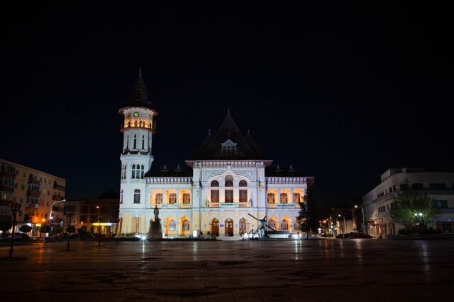 Ce întreabă psihologul la prima ședință de terapie