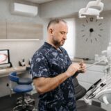 Ce întrebări să pui unui specialist înainte de o intervenție
