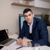 Cum recunoști un specialist bine pregătit după prima consultație